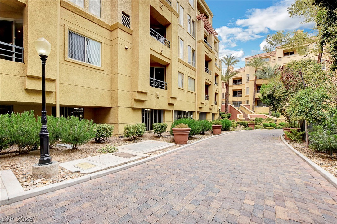 210 Flamingo Road 421