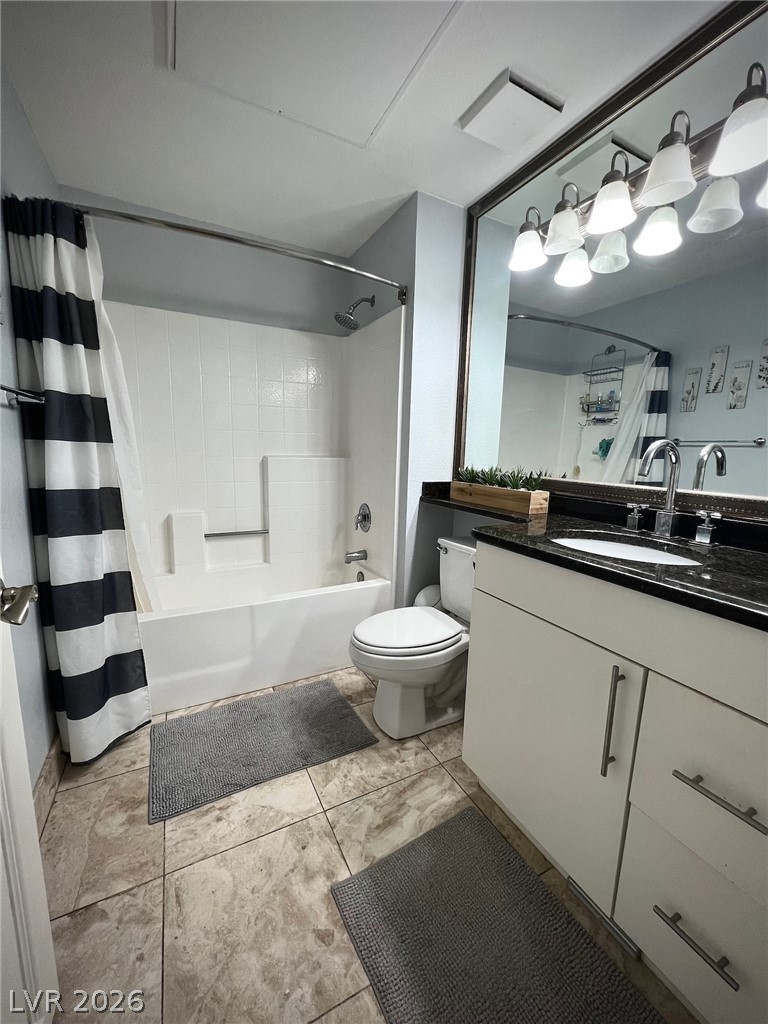 260 FLAMINGO Road 109