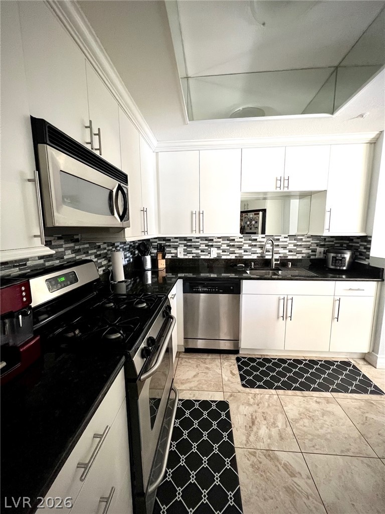 260 FLAMINGO Road 109