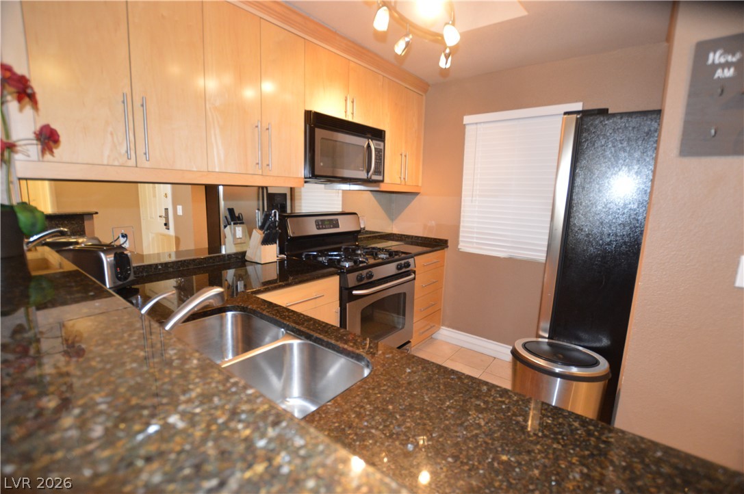 270 FLAMINGO Road 207