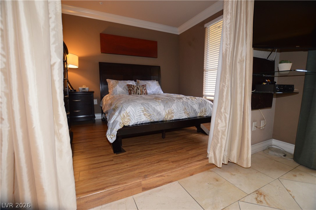 270 FLAMINGO Road 207