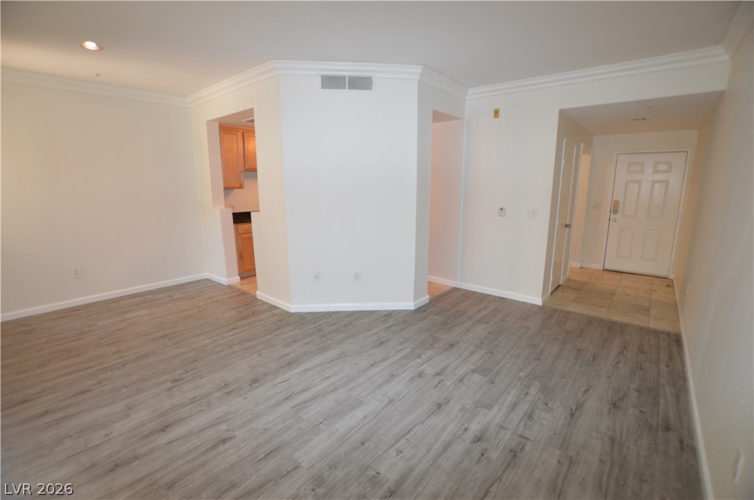 270 East Flamingo Road 136