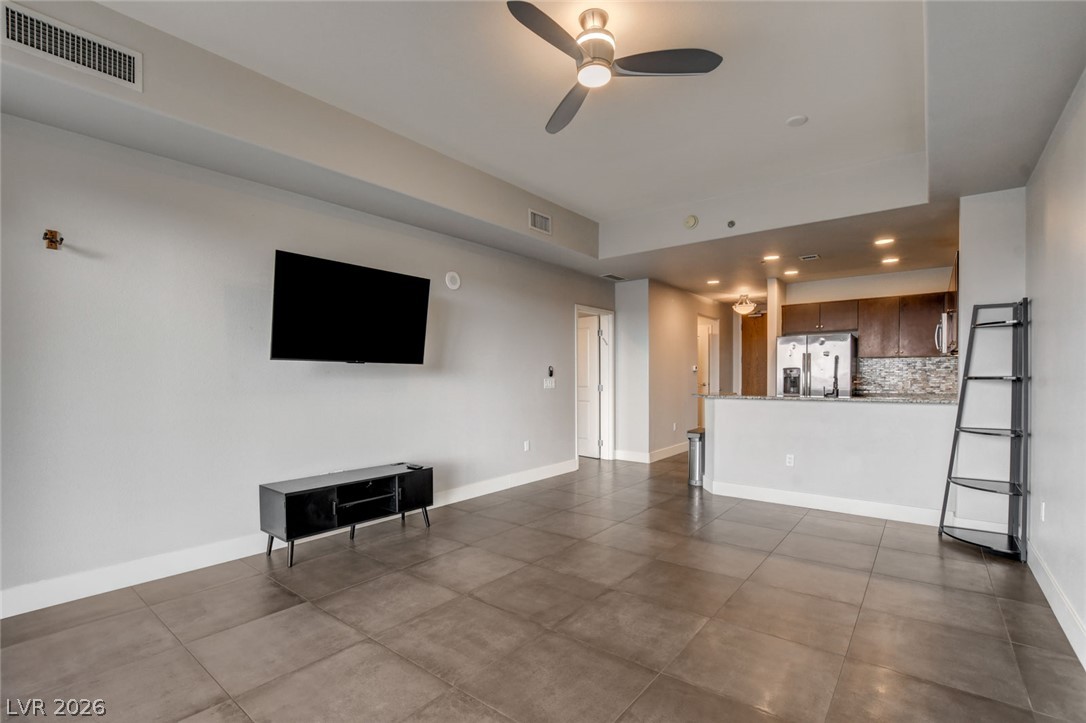 8255 Las Vegas Boulevard 1504