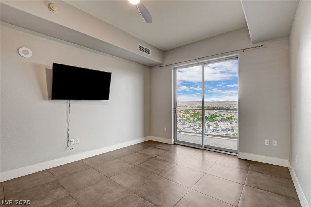8255 Las Vegas Boulevard 1504