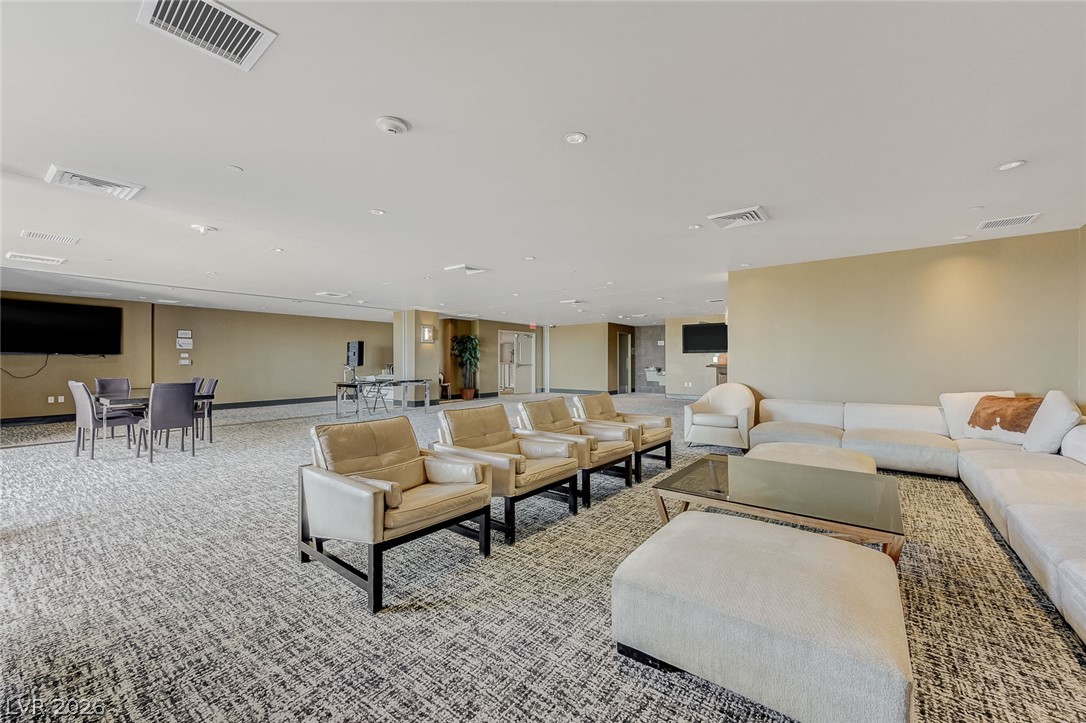 8255 Las Vegas Boulevard 1504