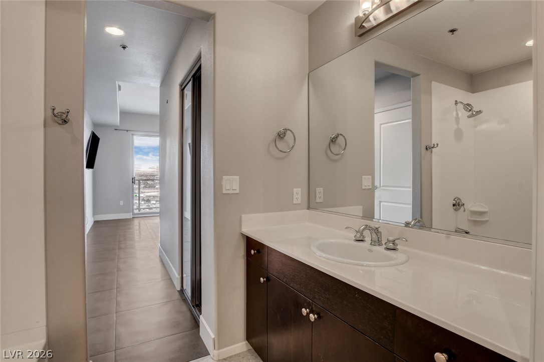 8255 Las Vegas Boulevard 1504