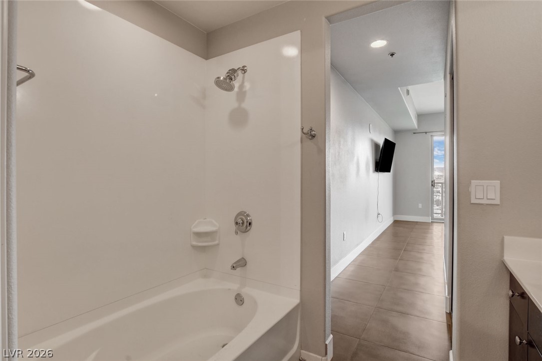 8255 Las Vegas Boulevard 1504