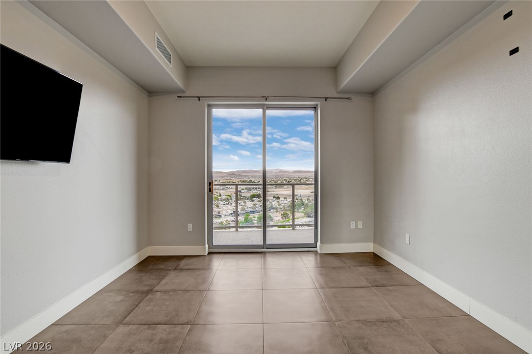 8255 Las Vegas Boulevard 1504