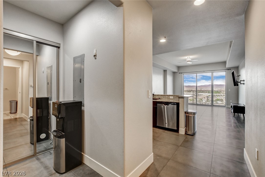 8255 Las Vegas Boulevard 1504