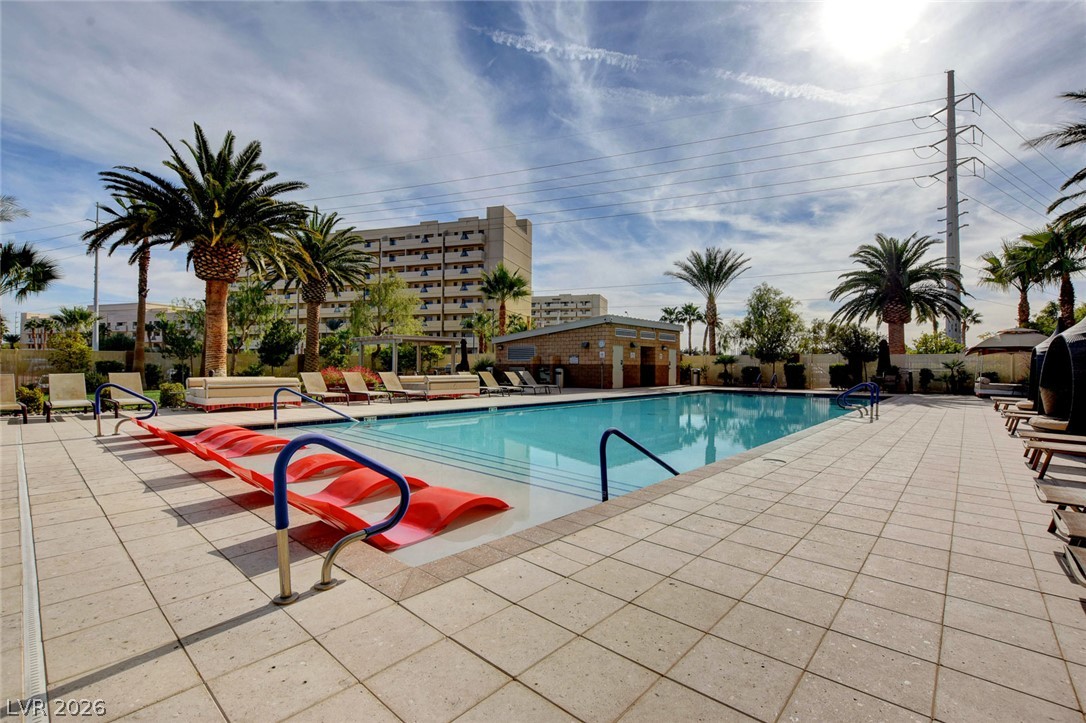 8255 Las Vegas Boulevard 1504