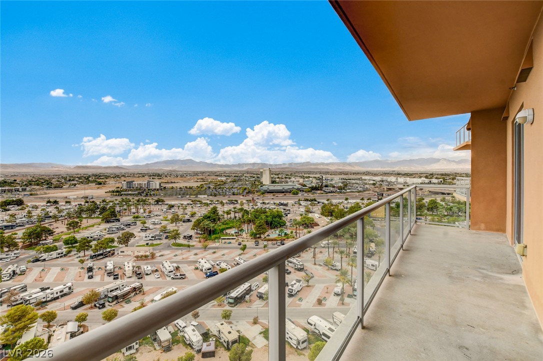 8255 Las Vegas Boulevard 1504