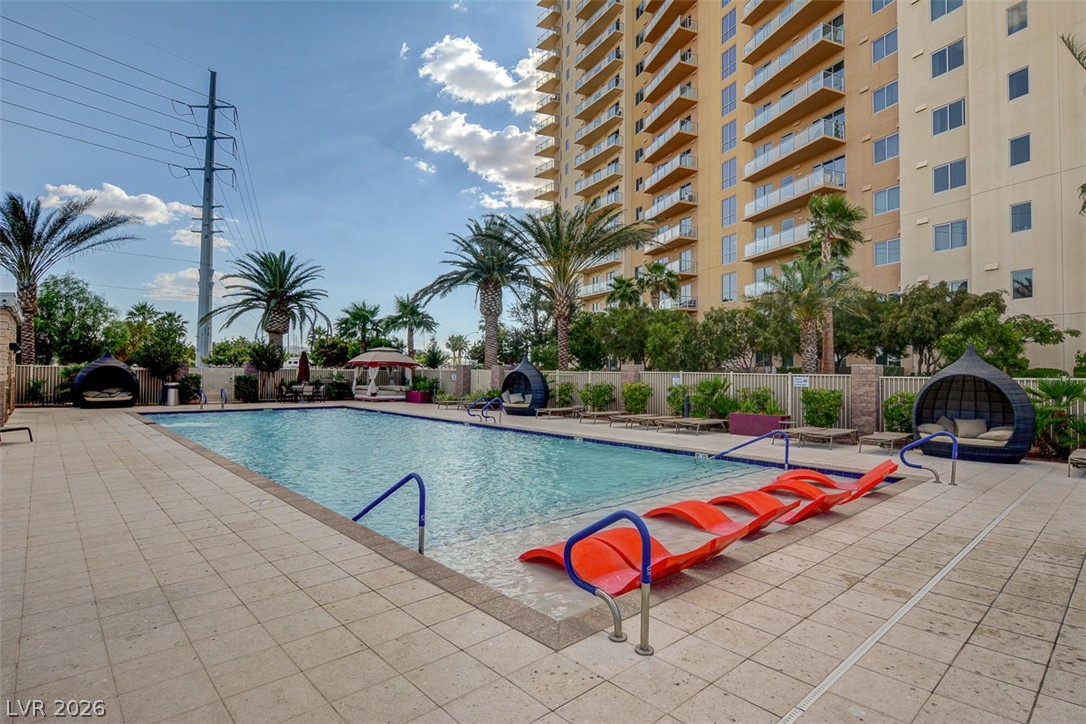 8255 Las Vegas Boulevard 1504