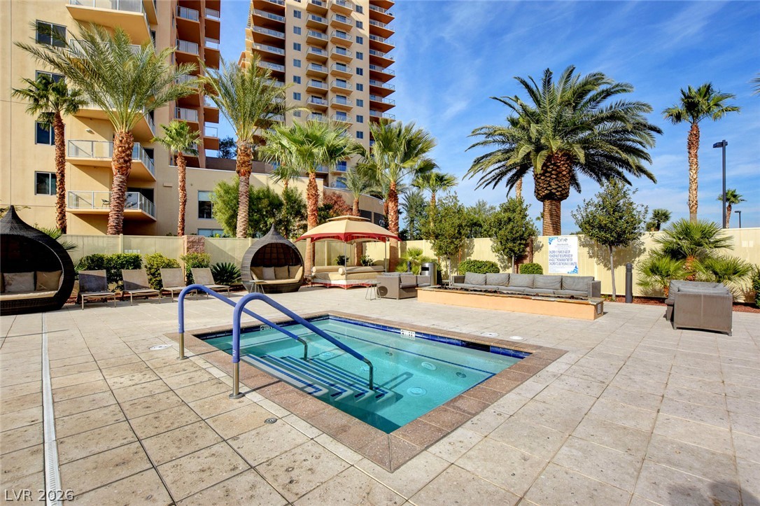 8255 Las Vegas Boulevard 1504