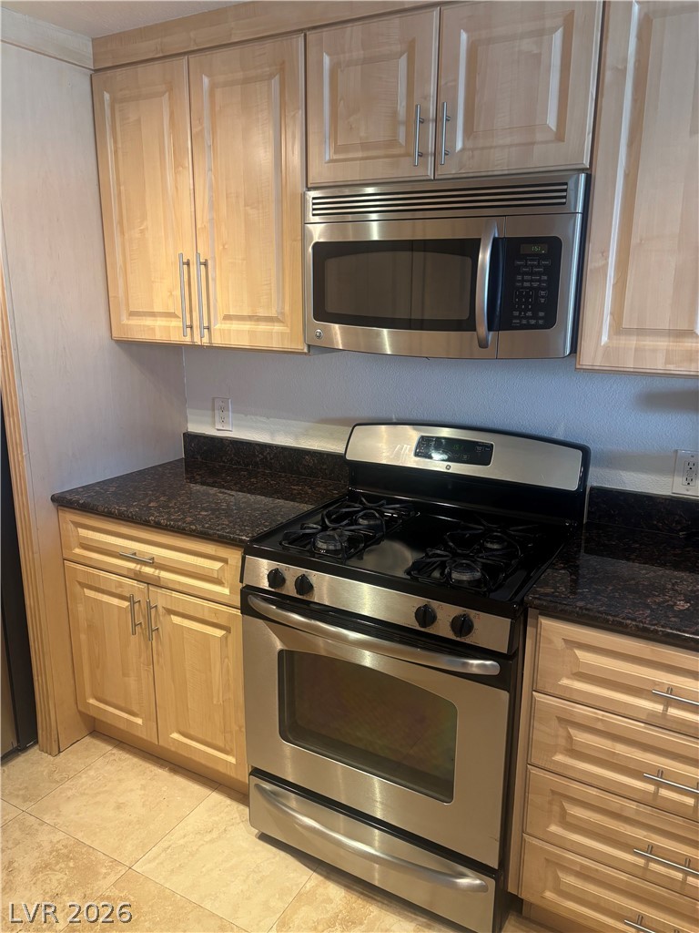 210 East FLAMINGO Road 123