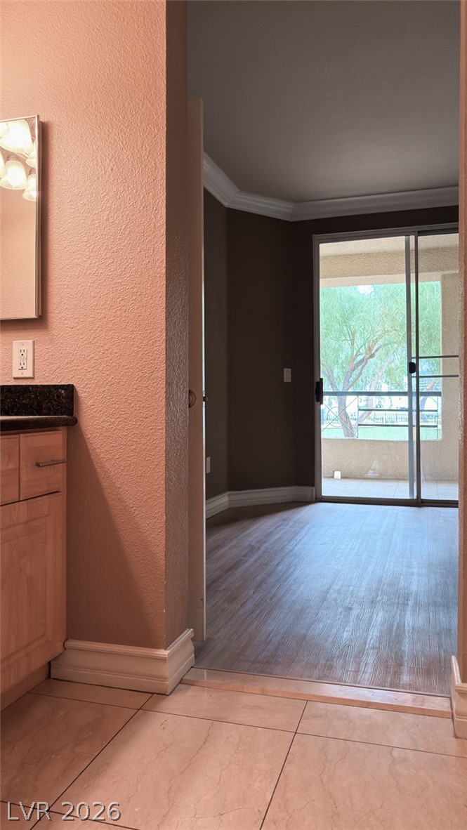 210 East Flamingo Road 112