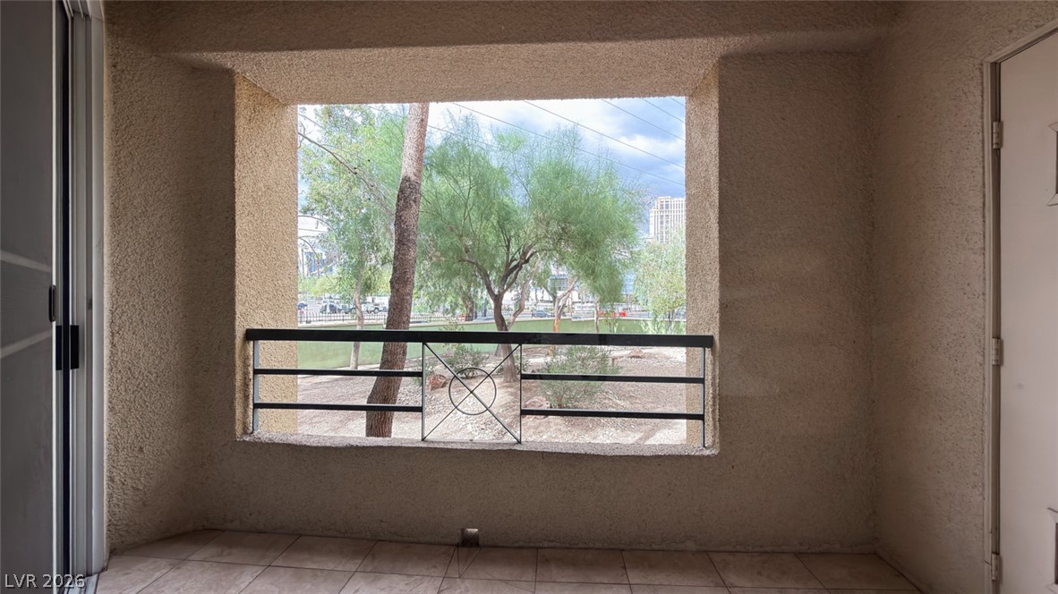 210 East Flamingo Road 112