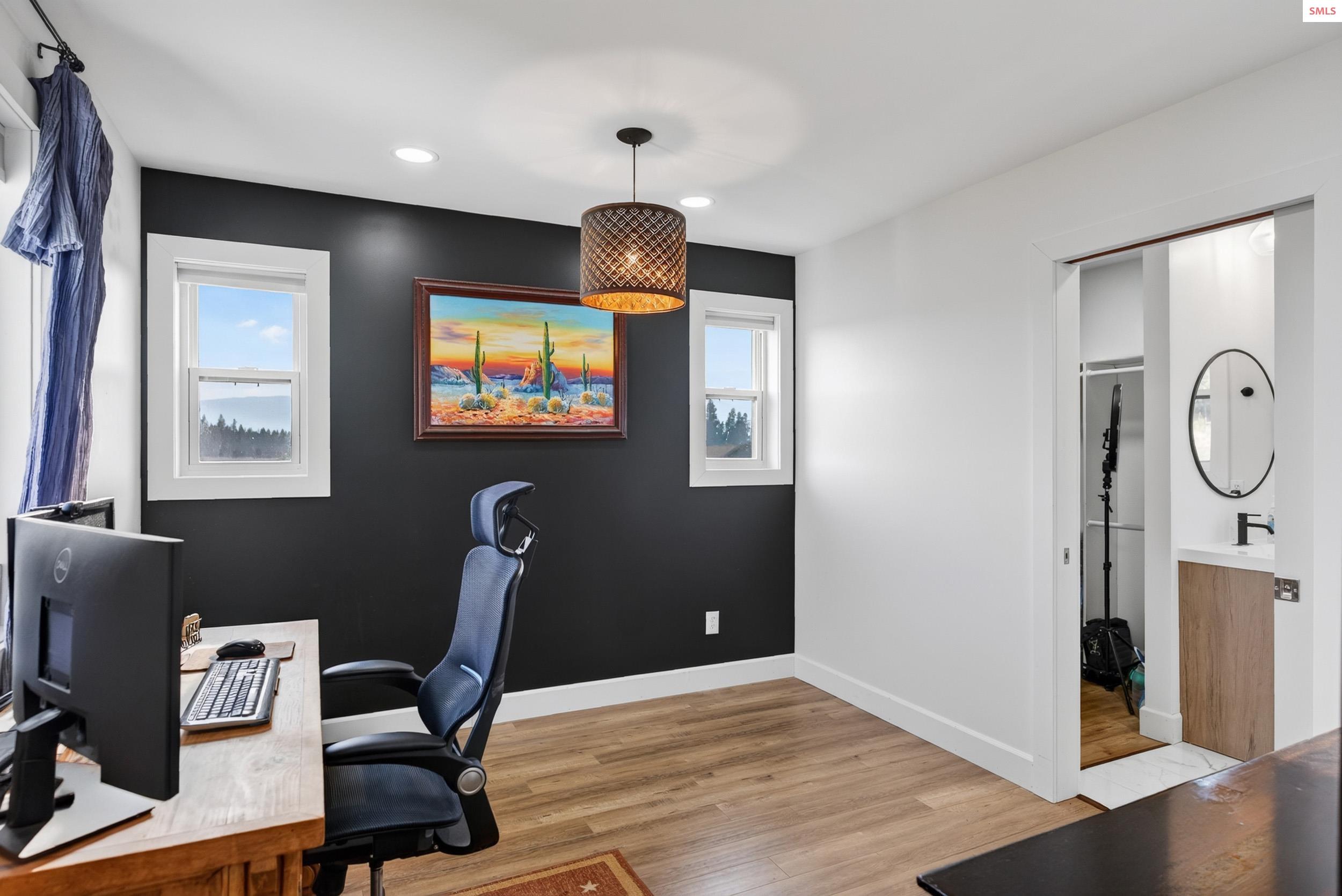 60 Elyon Lane