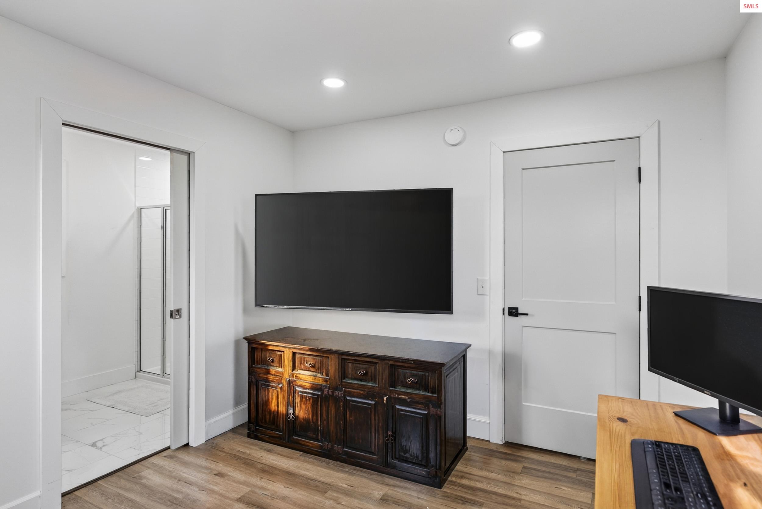 60 Elyon Lane