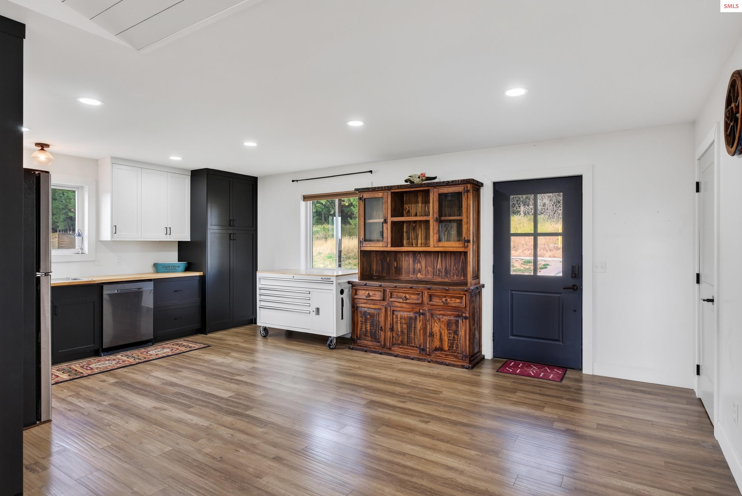 60 Elyon Lane