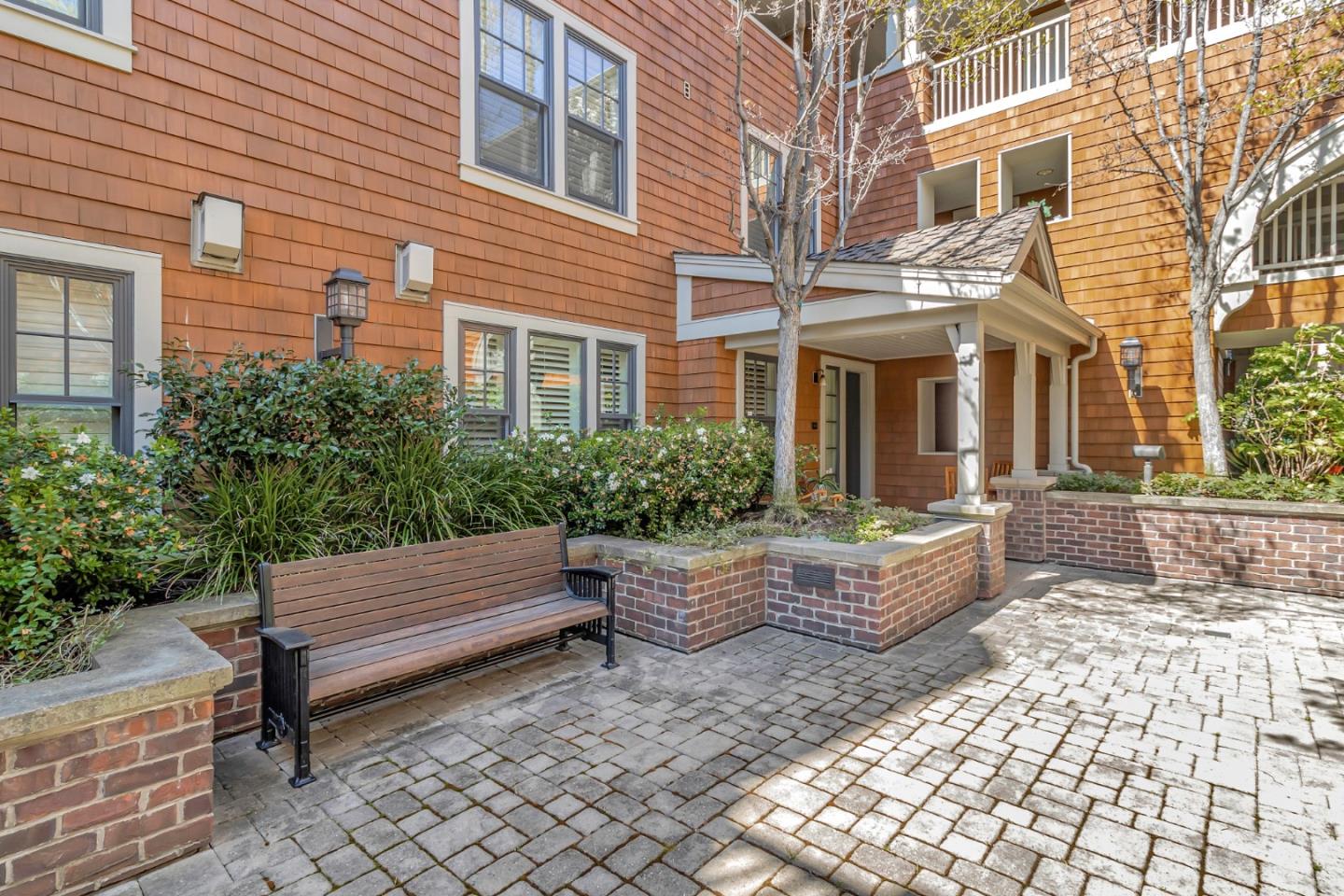 325 Channing AVE 104