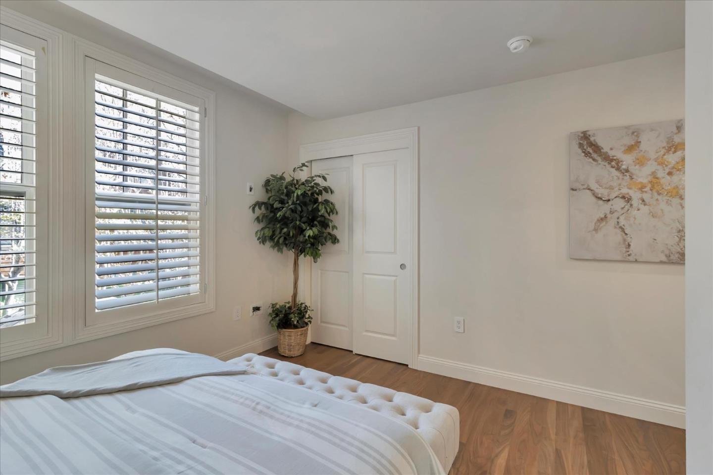 325 Channing AVE 104