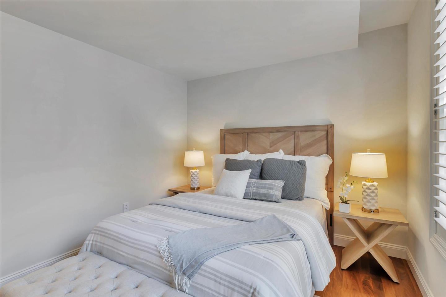 325 Channing AVE 104