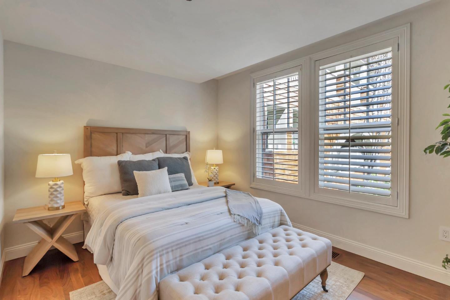 325 Channing AVE 104