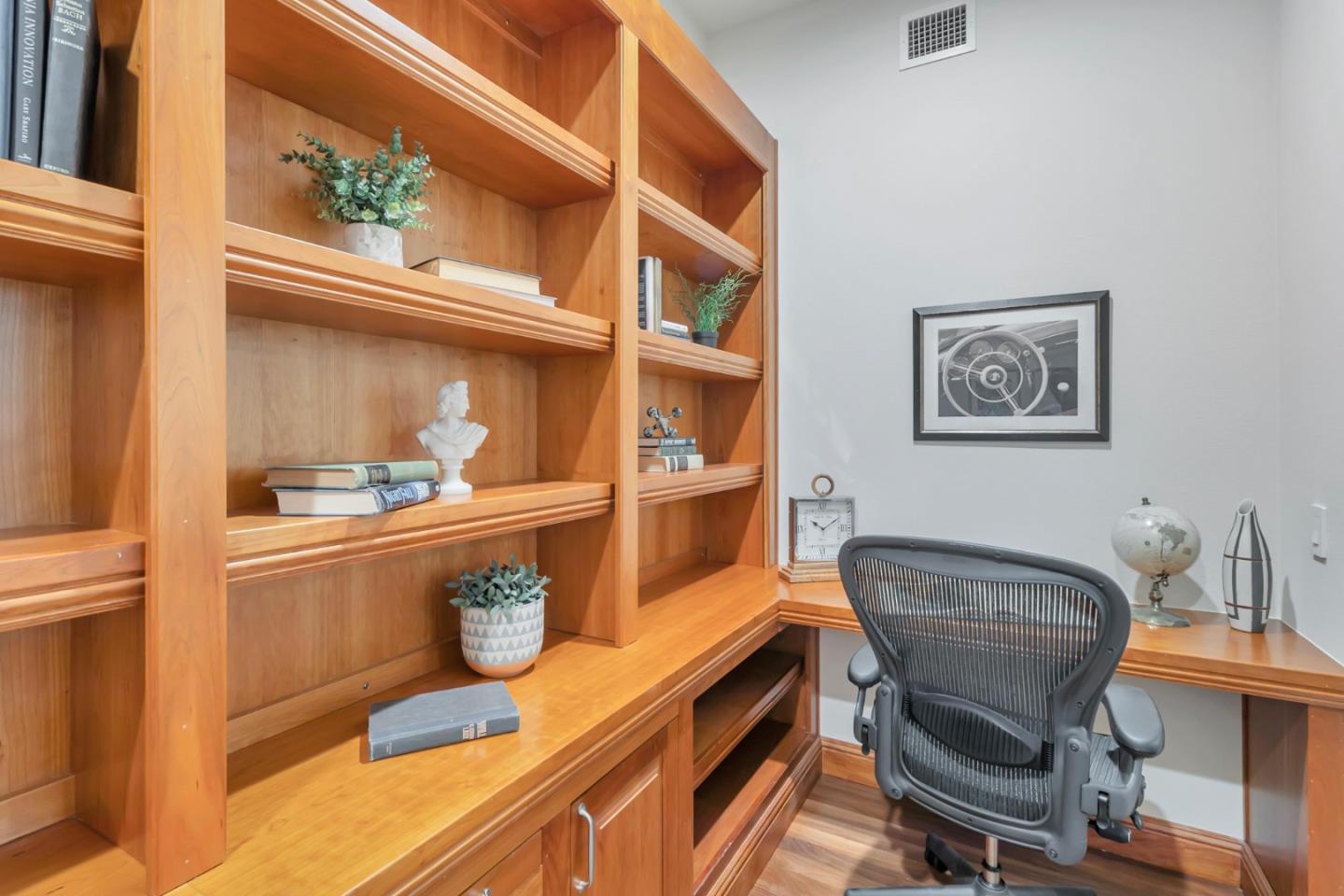 325 Channing AVE 104