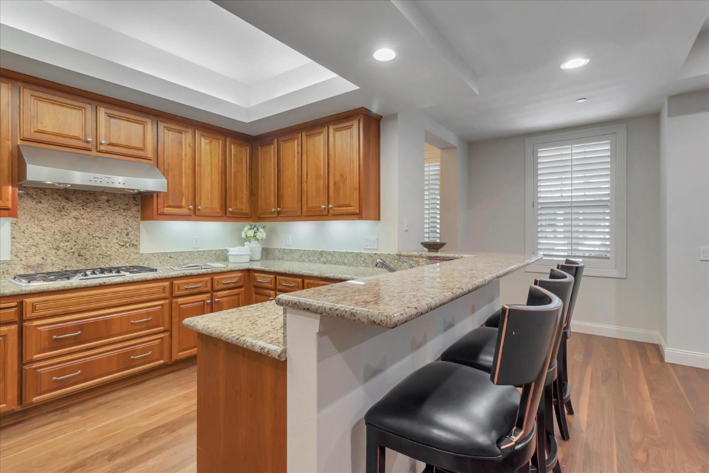 325 Channing AVE 104