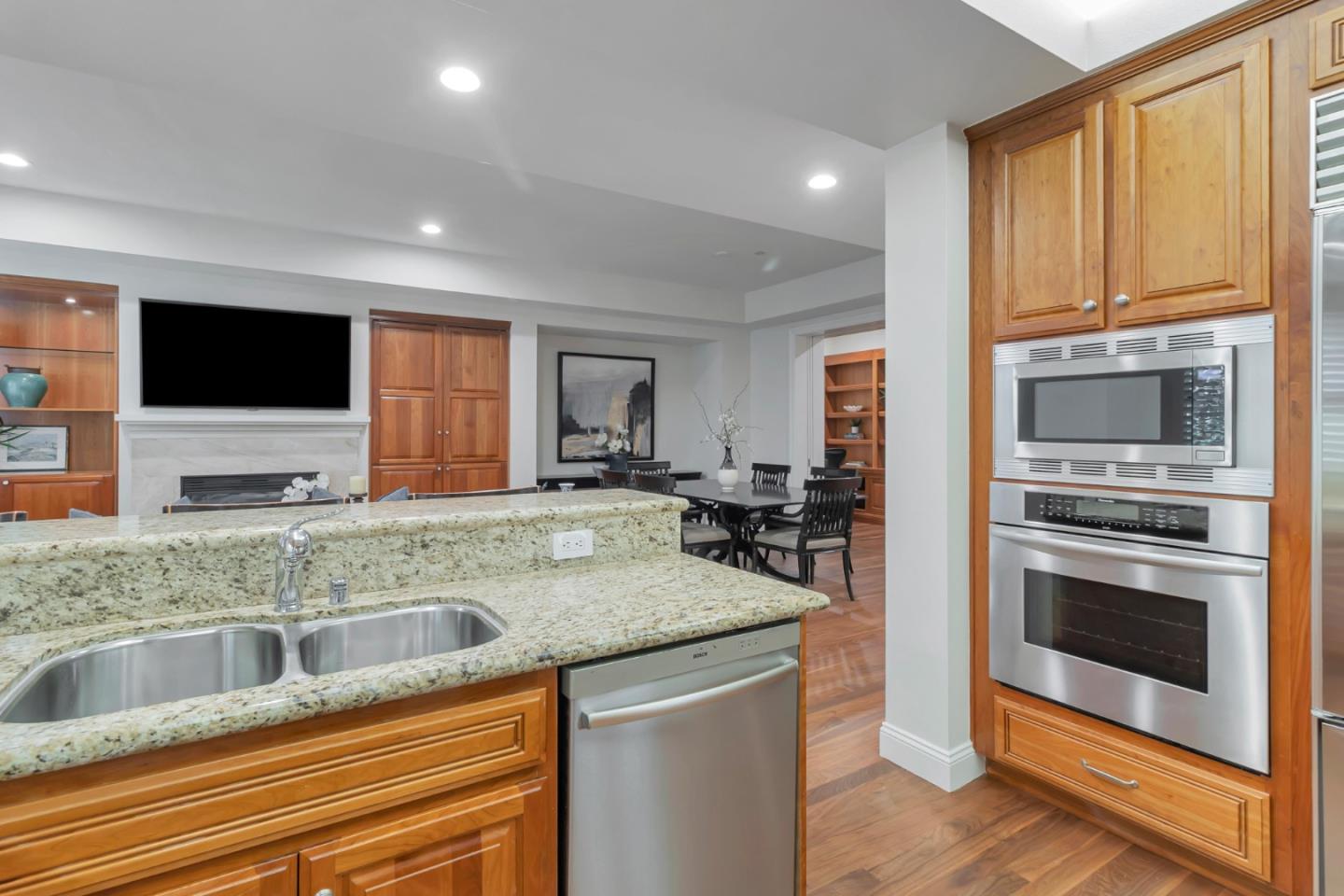 325 Channing AVE 104