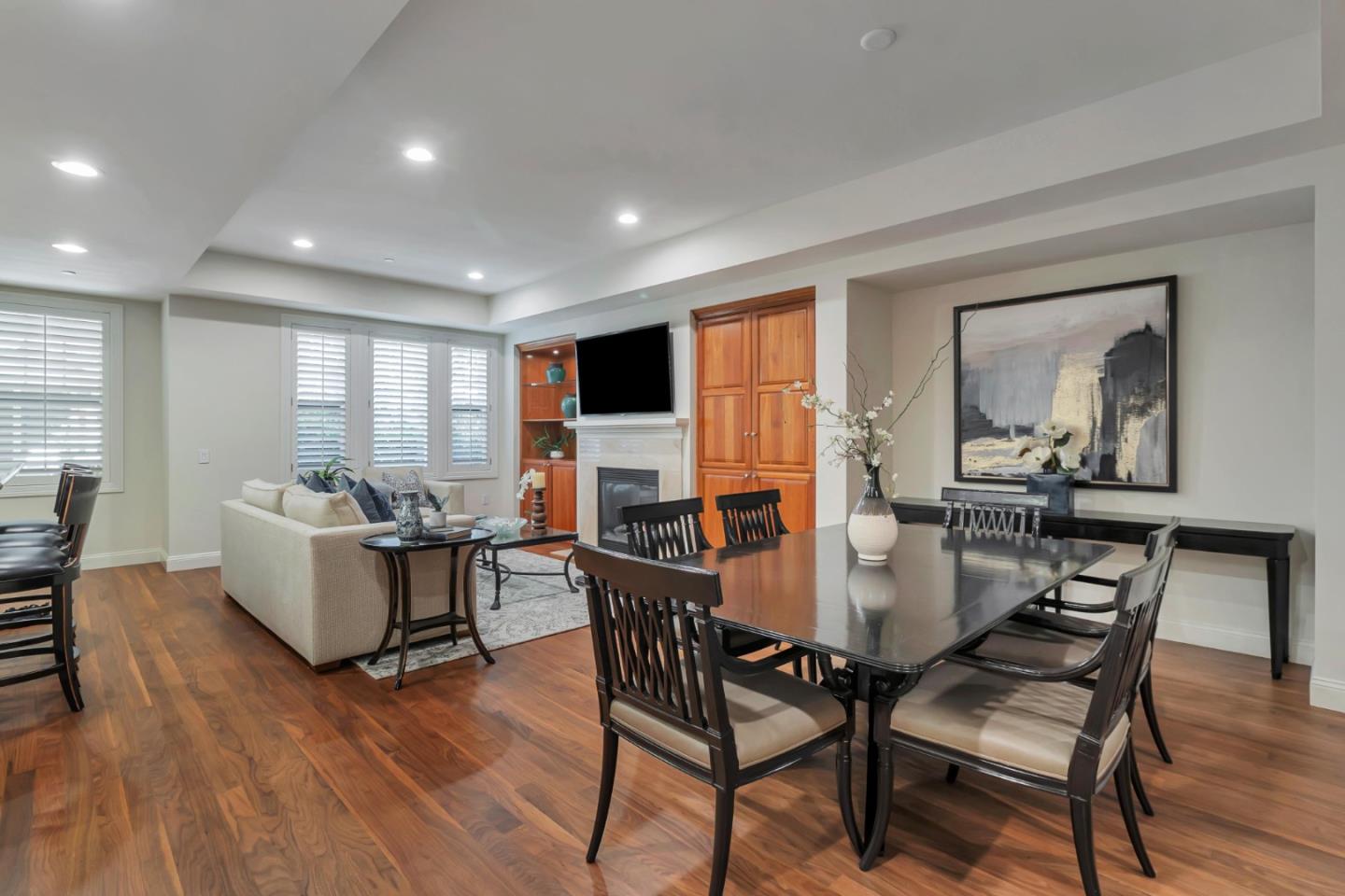 325 Channing AVE 104