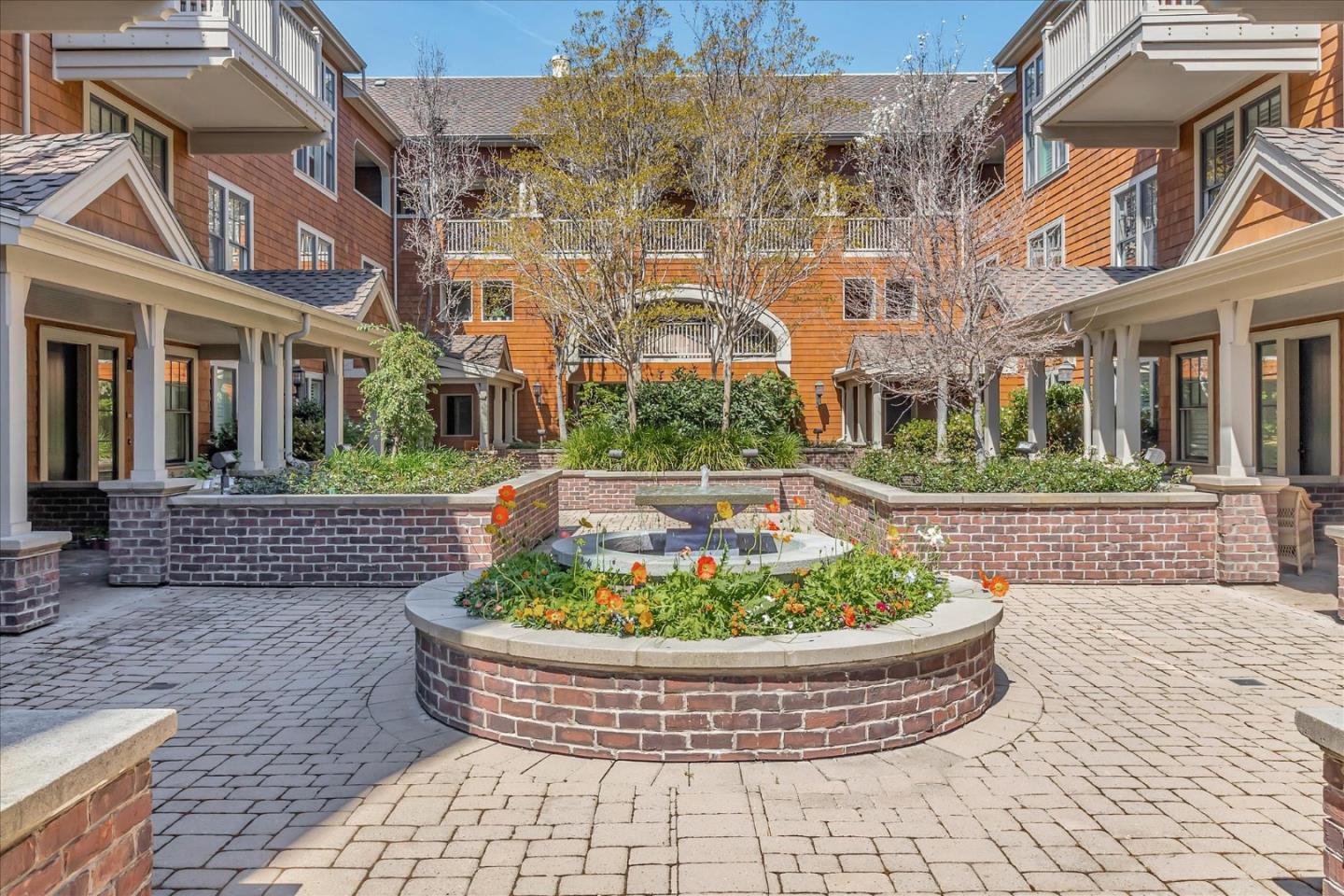 325 Channing AVE 104