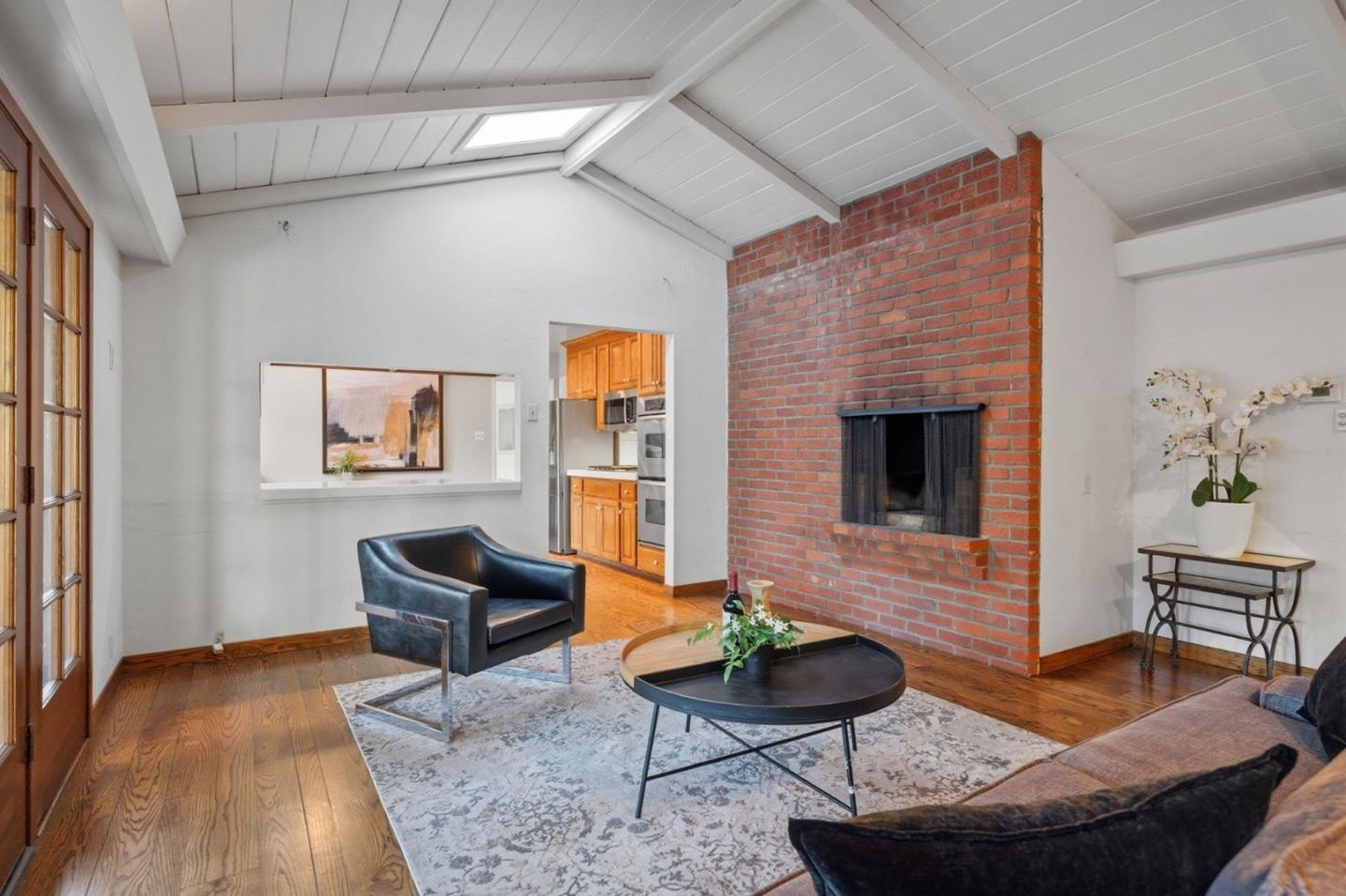135 Harcross Road