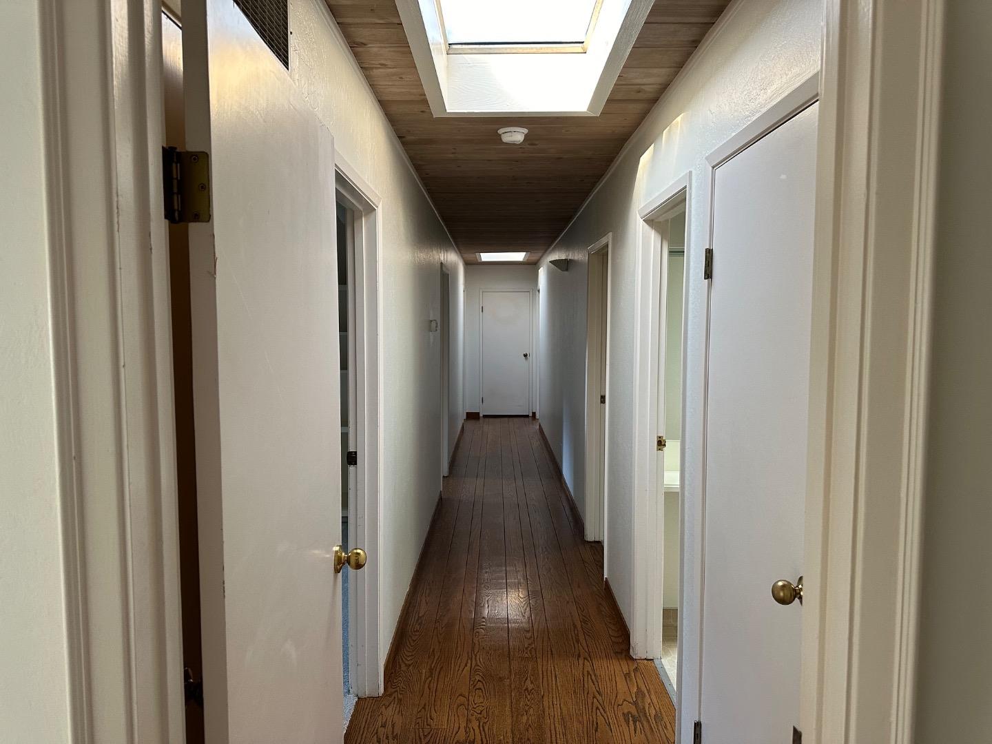 121 Escanyo Way