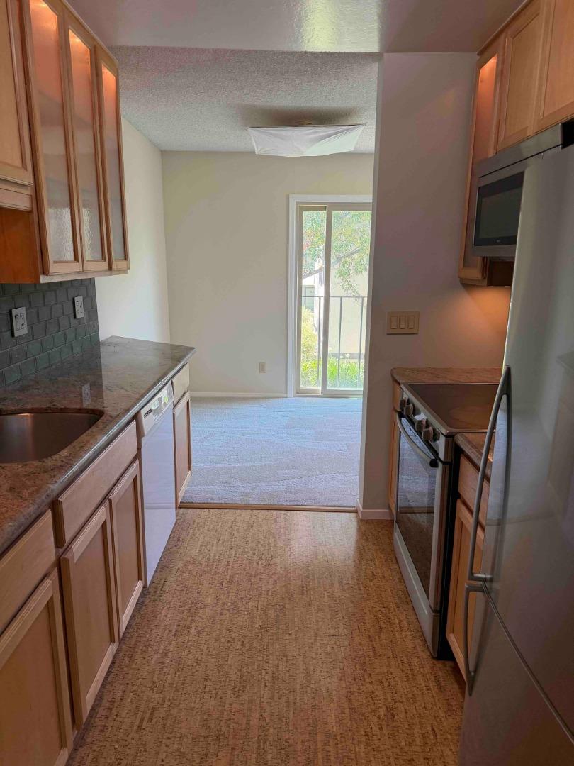 777 San Antonio Road 2