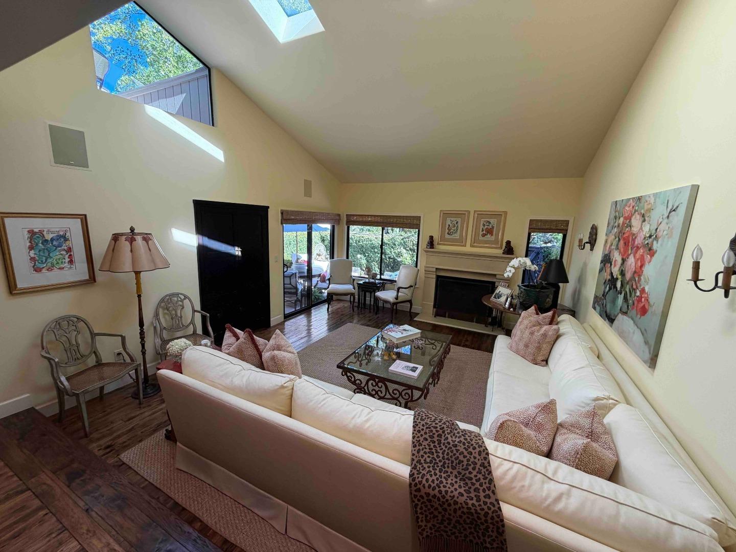 1252 Sharon Park DR