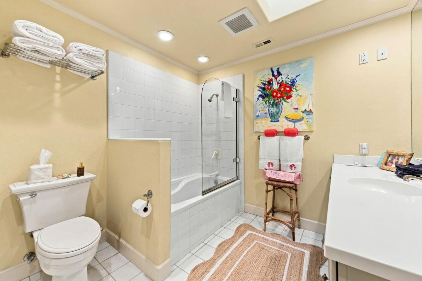 1252 Sharon Park DR