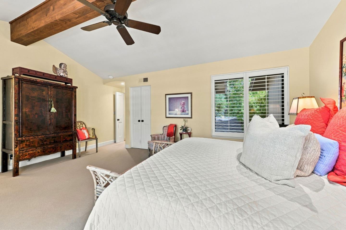 1252 Sharon Park DR
