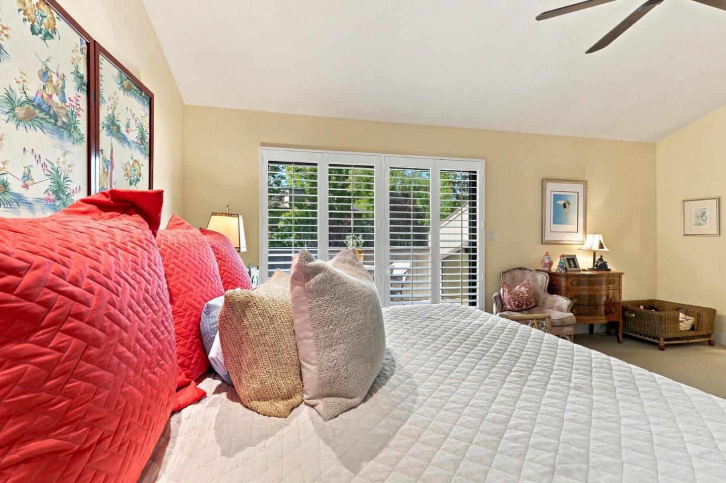 1252 Sharon Park DR