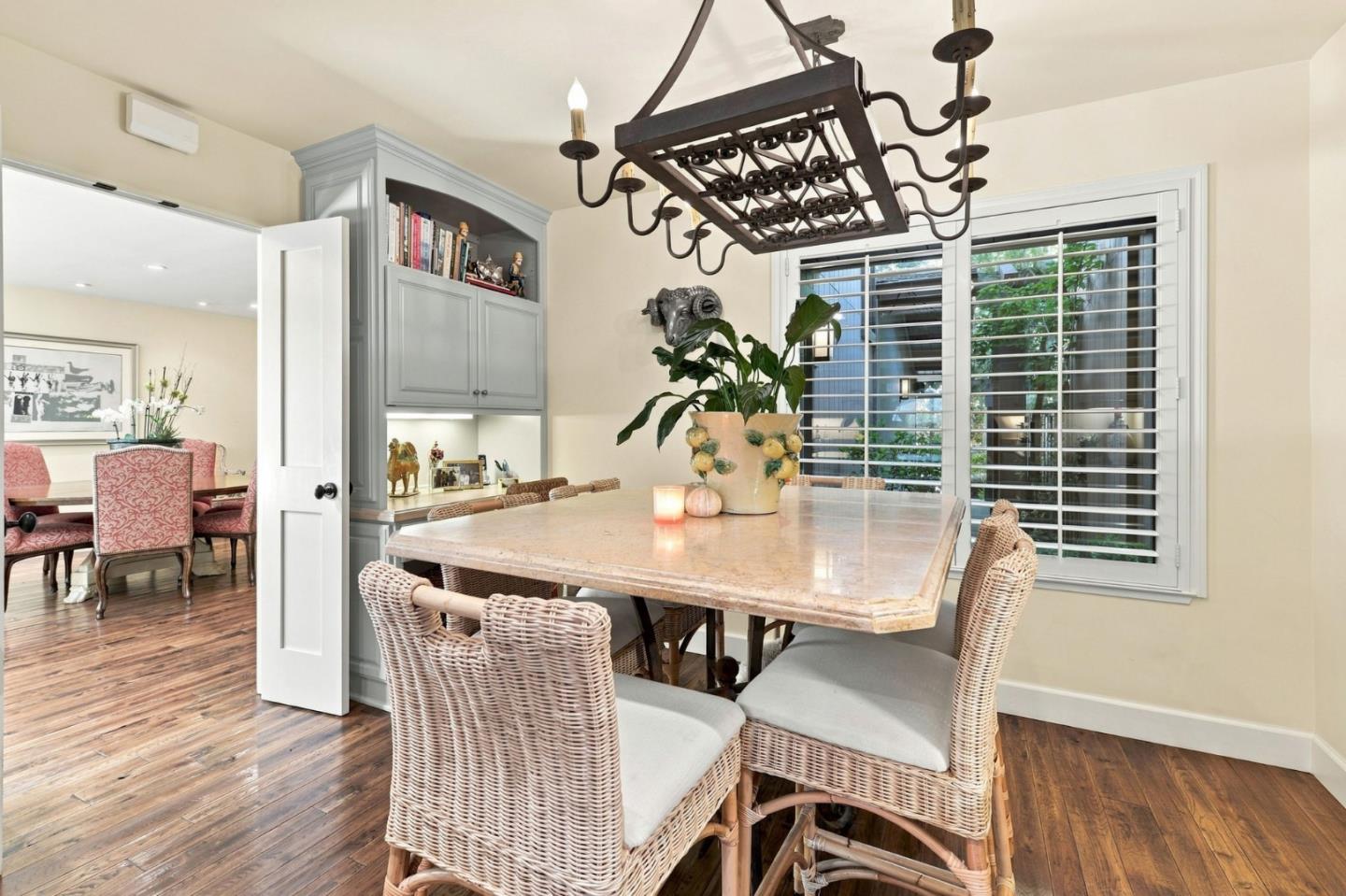 1252 Sharon Park DR