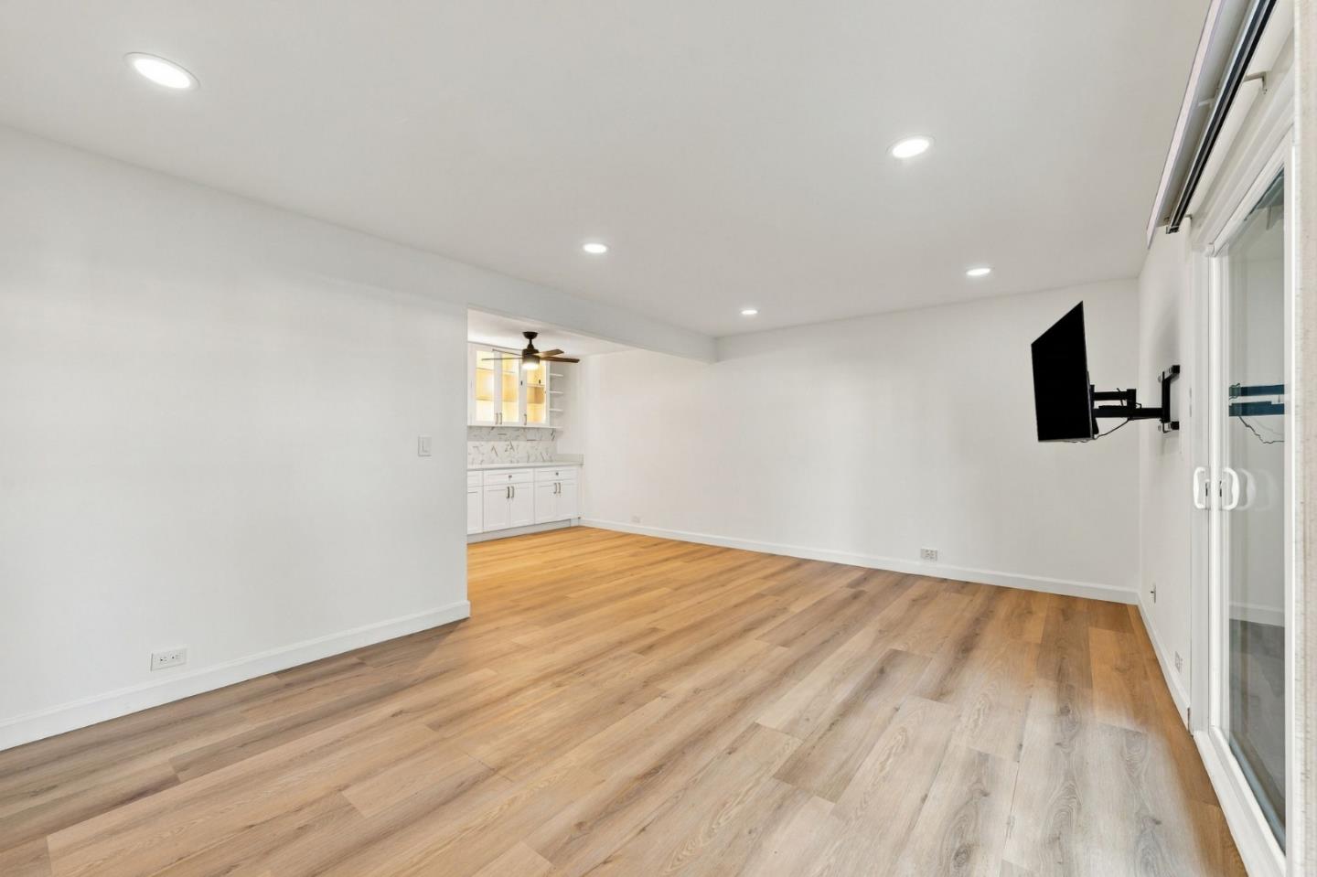 5101 Admiralty LN