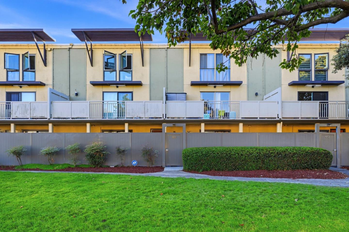 5101 Admiralty LN