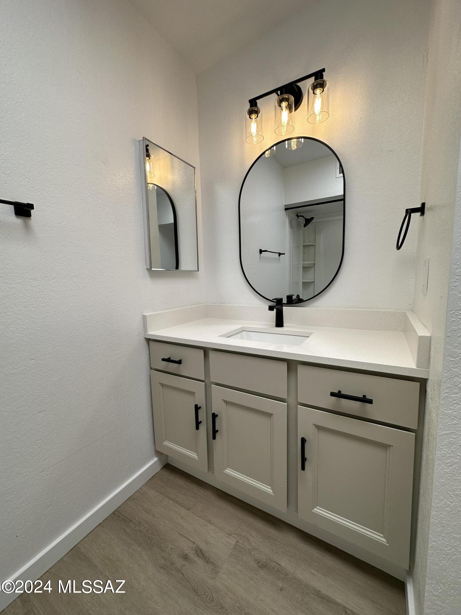 120 W Calle Melendrez