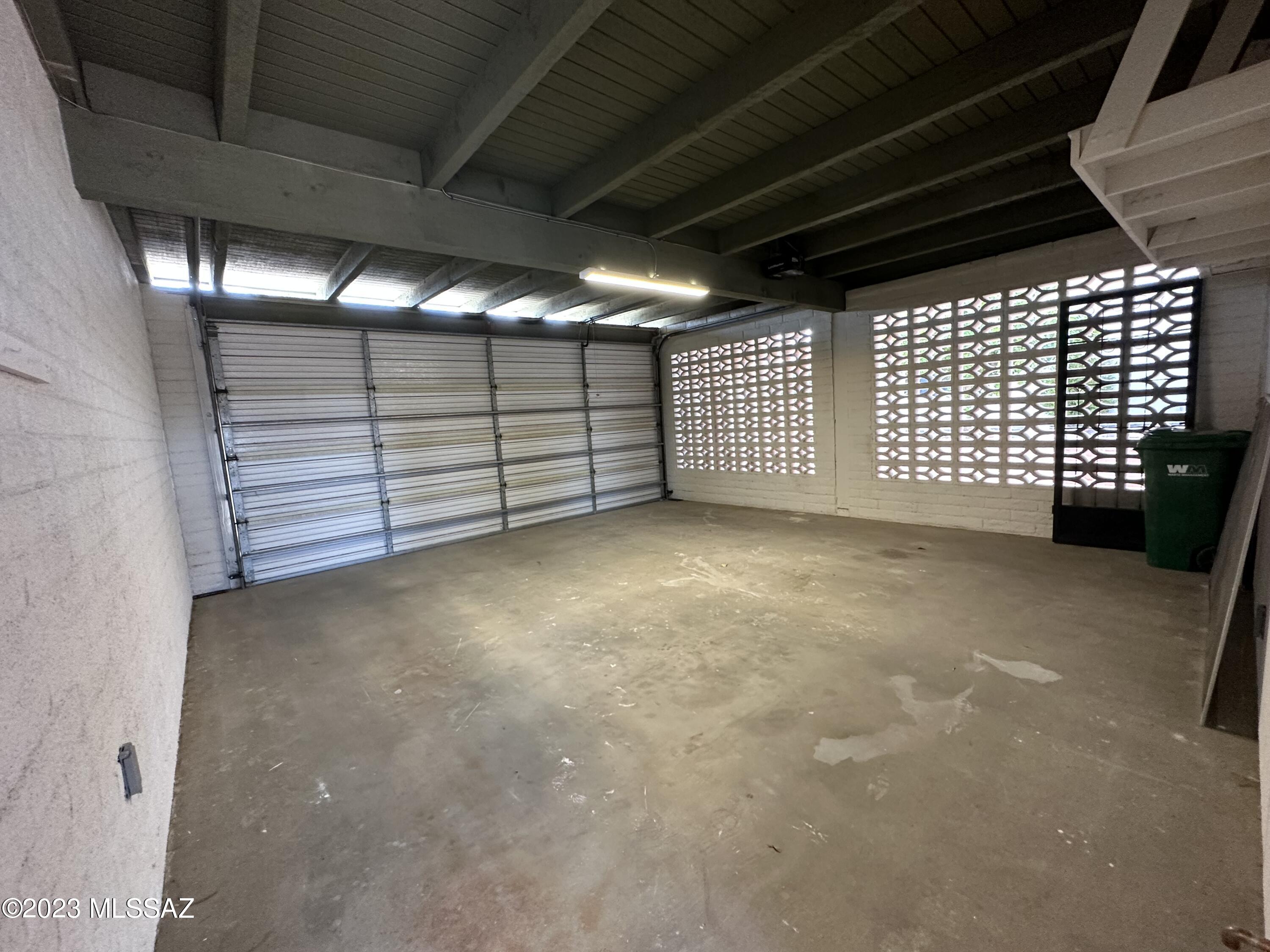 120 W Calle Melendrez