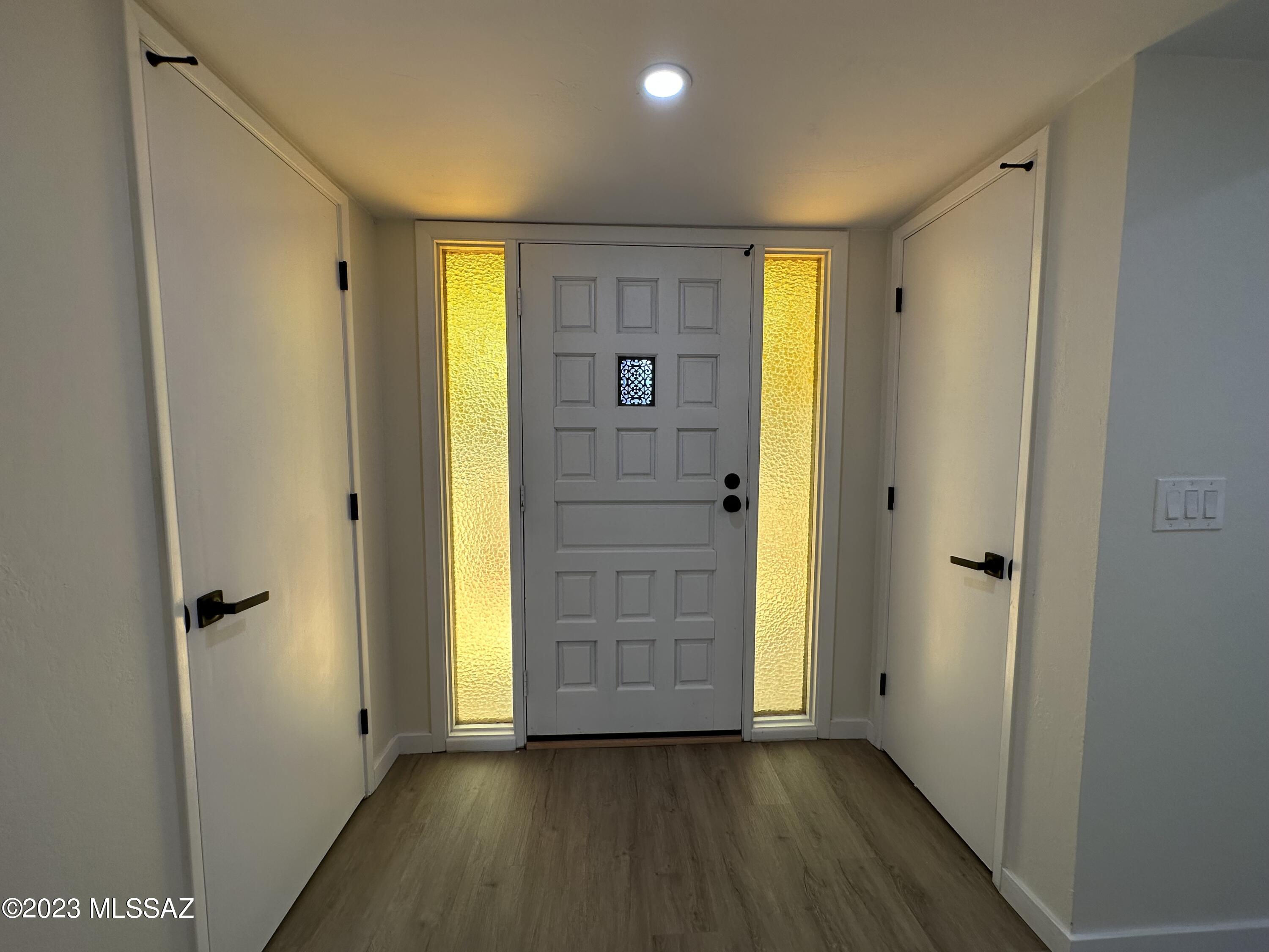 120 W Calle Melendrez