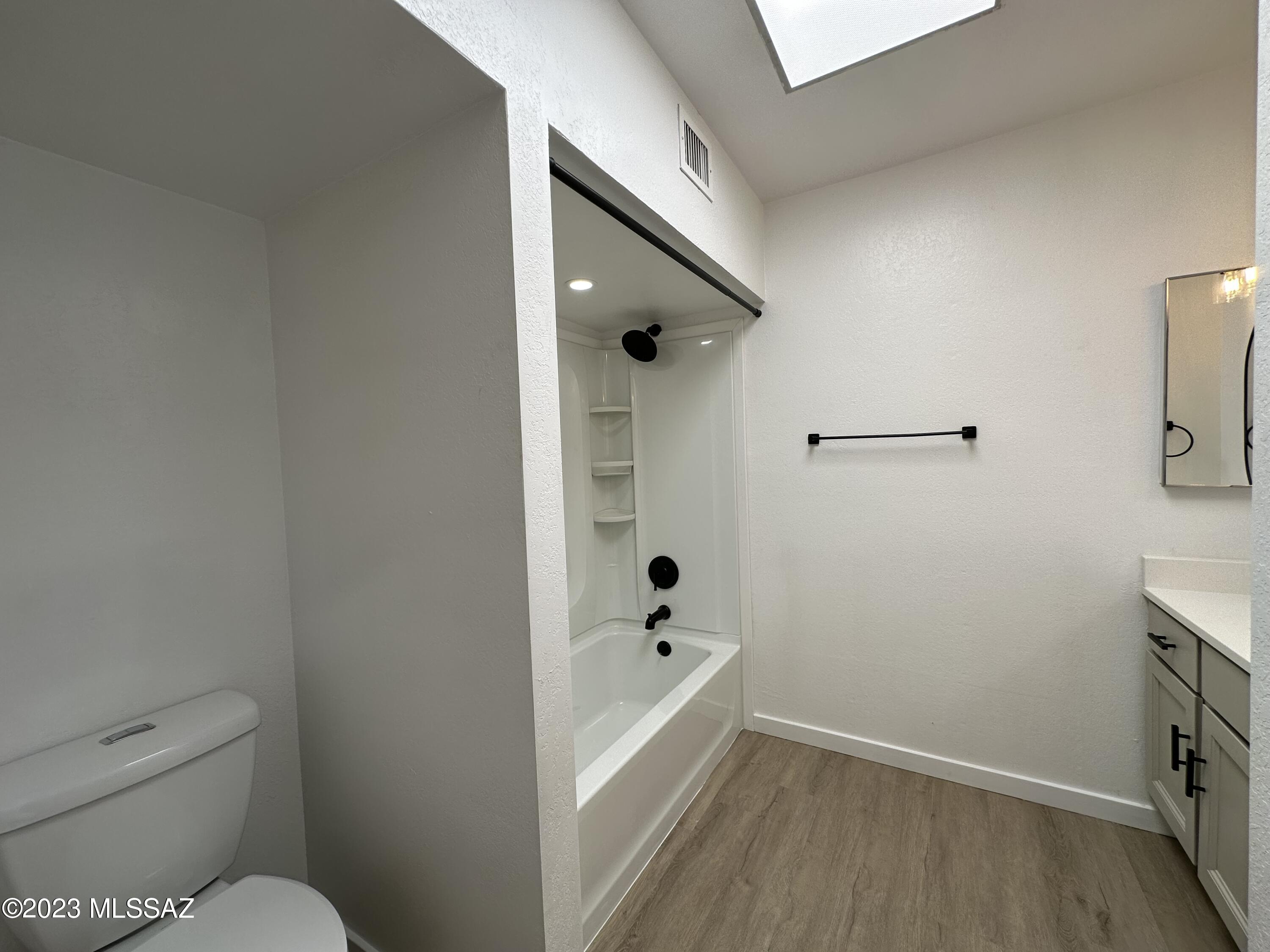 120 W Calle Melendrez