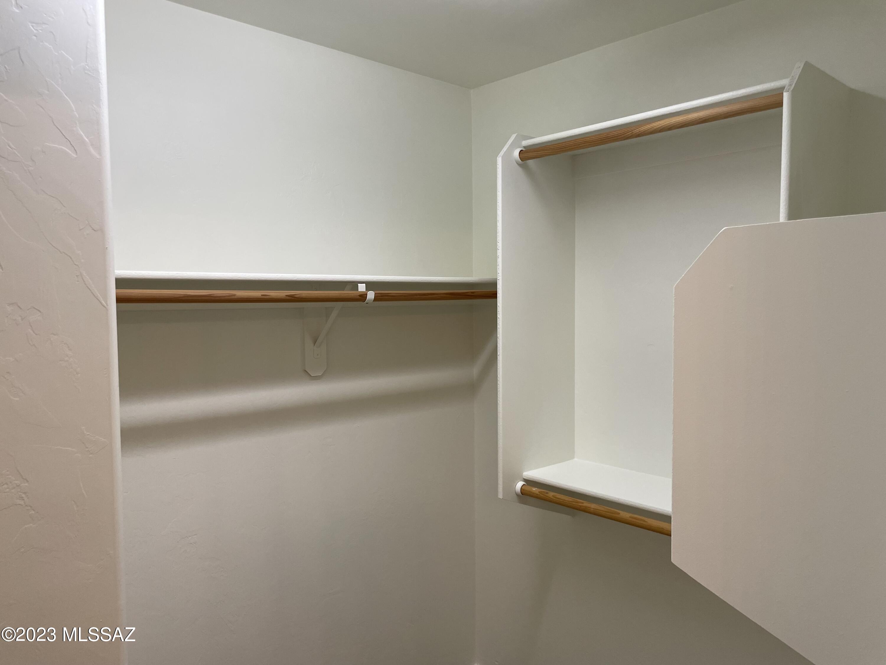 5091 N Cliffed River Drive