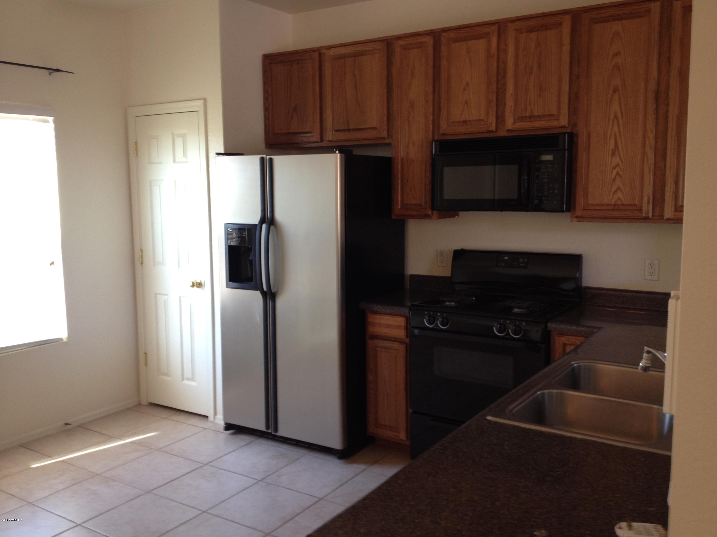 3251 N Rambling Creek Place