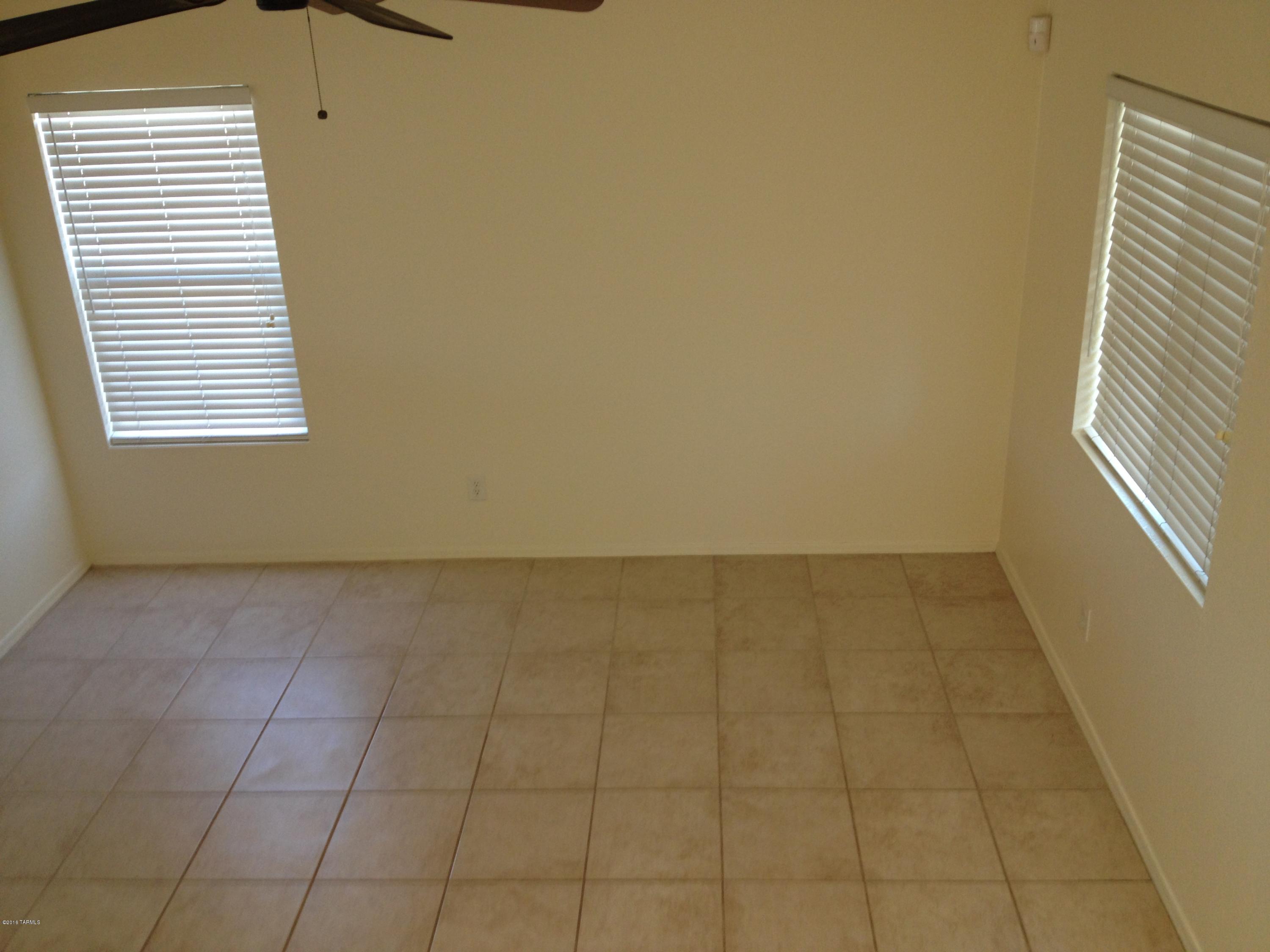 3251 N Rambling Creek Place