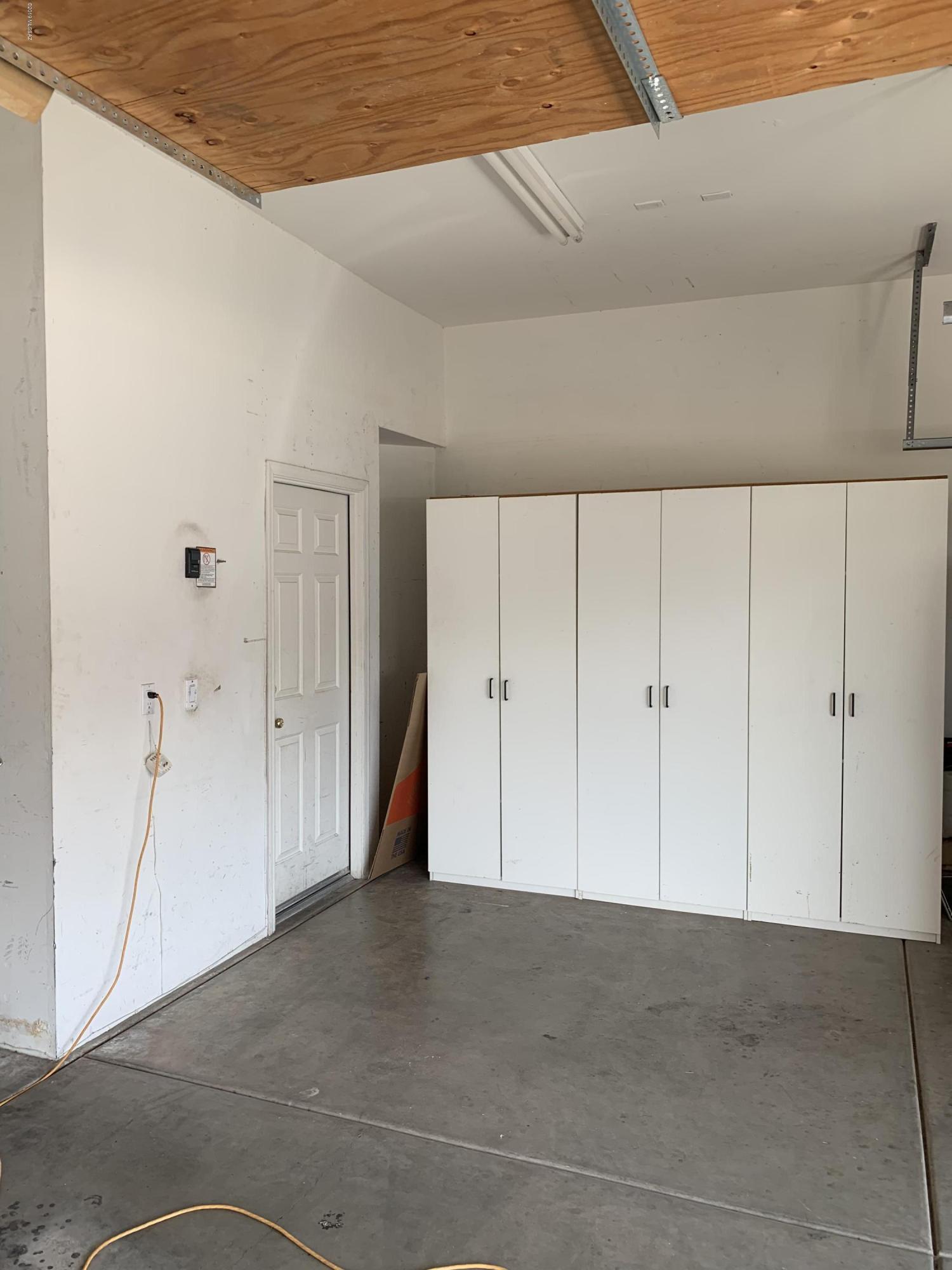 11067 N Cloud View Place